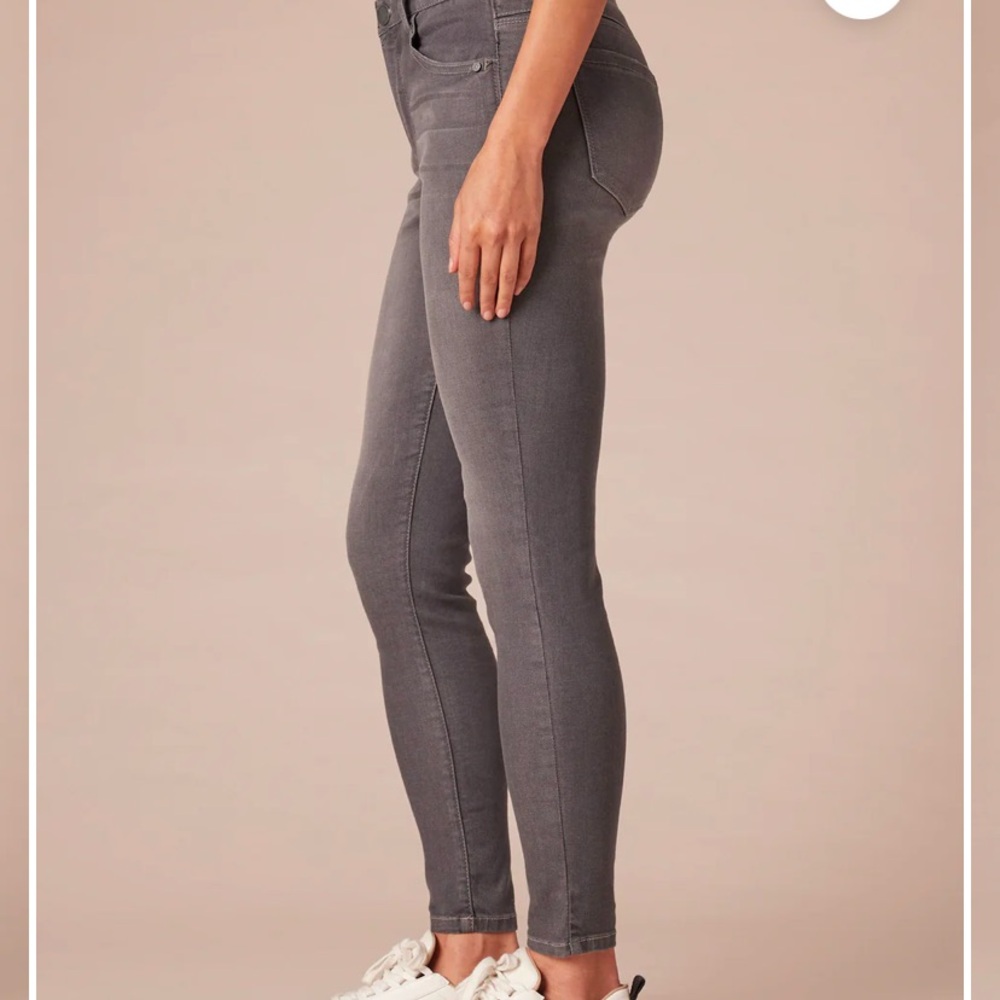 Democracy “Ab” solution freedom ankle skimmer jeans